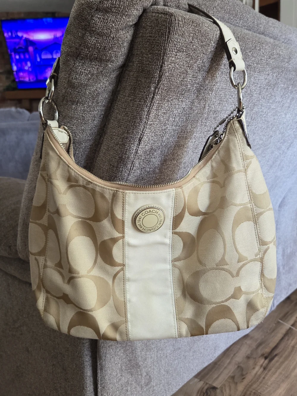 Coach Beige Signature Canvas Bag with Cream Trim A1261-f19281